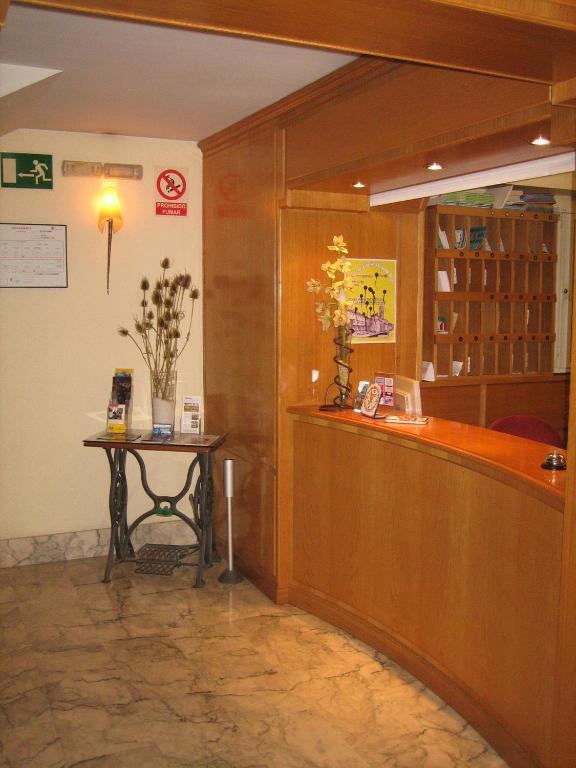 Hotel Chane La Puebla De Alfinden Luaran gambar